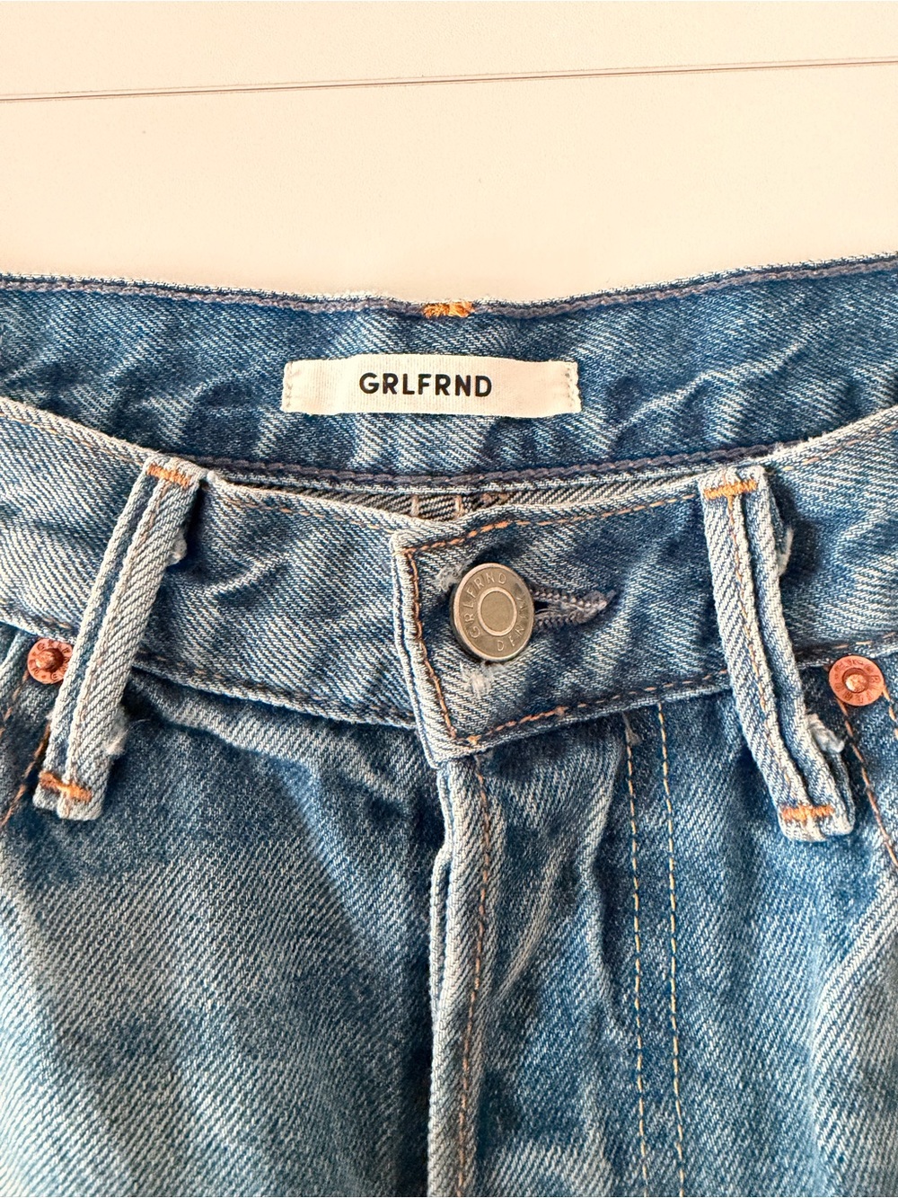 GRLFRND Men's Light Wash Straight Denim Jeans